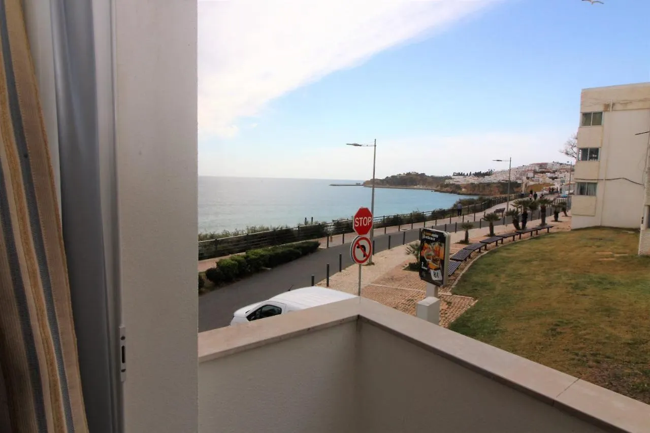 Waves View- Albufeira 아파트
